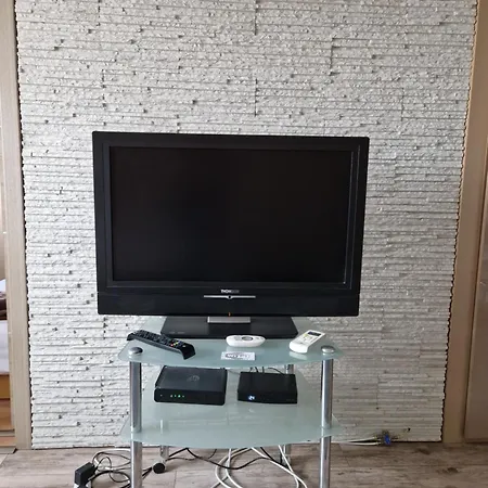 Alex Free Garage 150mts